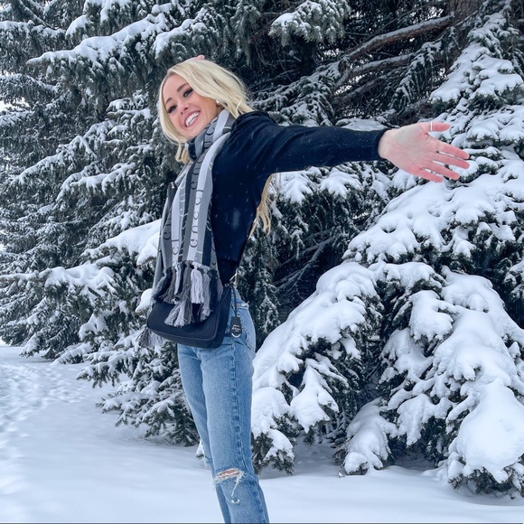 Black Revolve Sweater - Picture 4 of 6